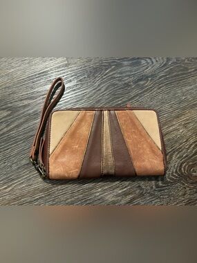 The Sak Tri-Tone Leather Wristlet Wallet - Brown/Tan/Cream
